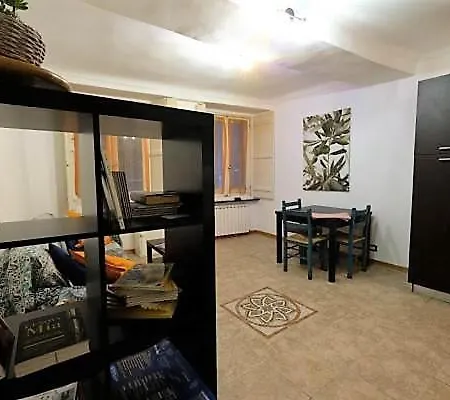 Nel Centro Storico Di Apartament Genua